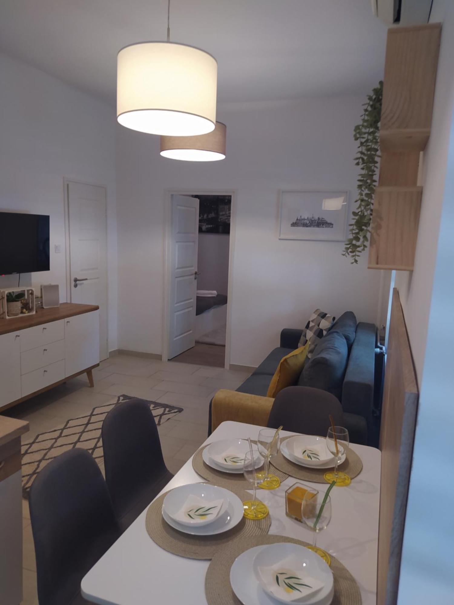 Lady Mabel'S Apartment Near To Arena, Puskas Stadion And City Park, With Guarded Parking Place Budapest Exterior photo
